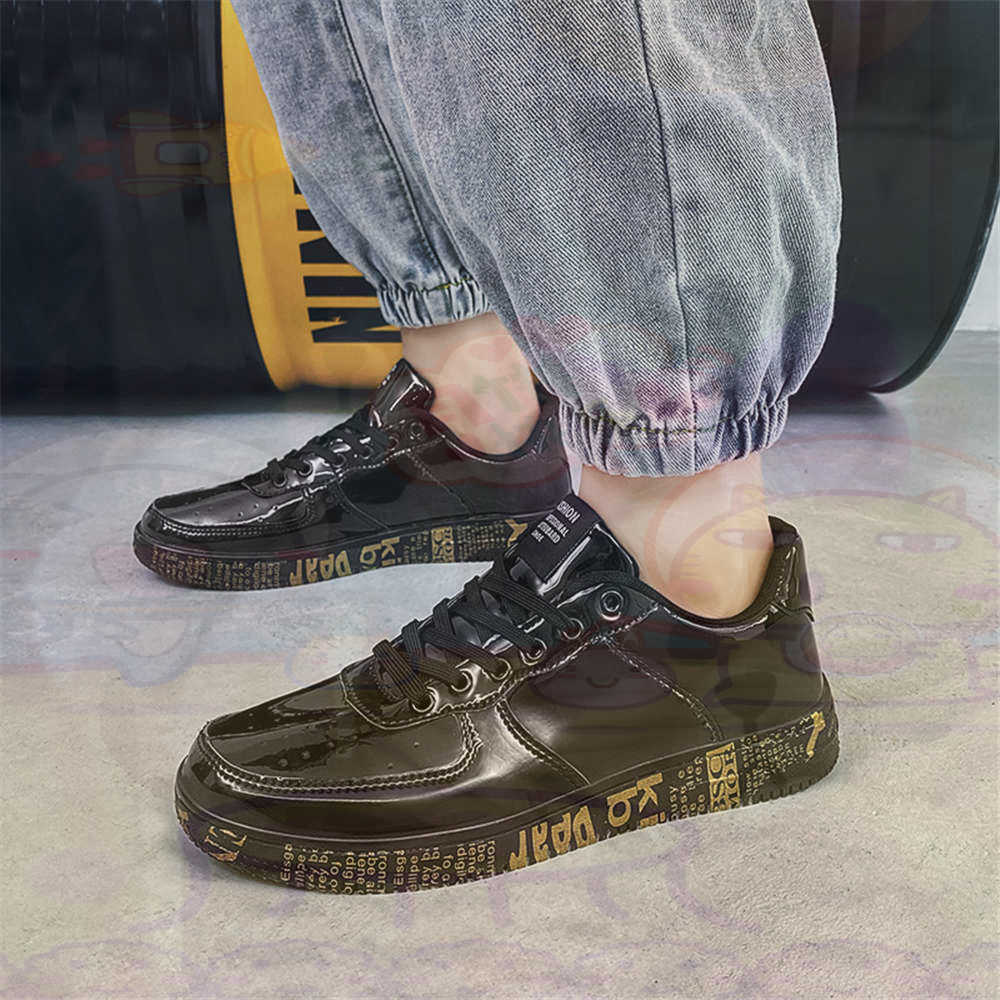 Round Foot Size 45 Sneakers Wh - đánh giá và giá Streetwear Brand Collection